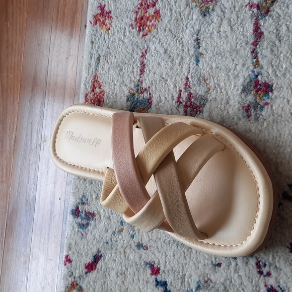 NIB Madewell Puffy Woven Slides in Leather 8.5 - Picture 3 of 4
